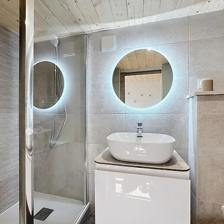 게스트하우스 Les Vignes 3 Avec Salle De Bain Privative 3*