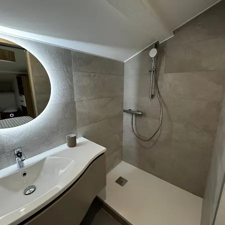 Les Vignes 3 Avec Salle De Bain Privative *
